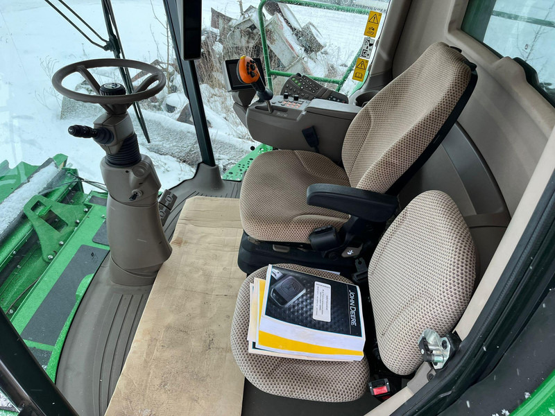 Cosechadora de granos John Deere T660: foto 11