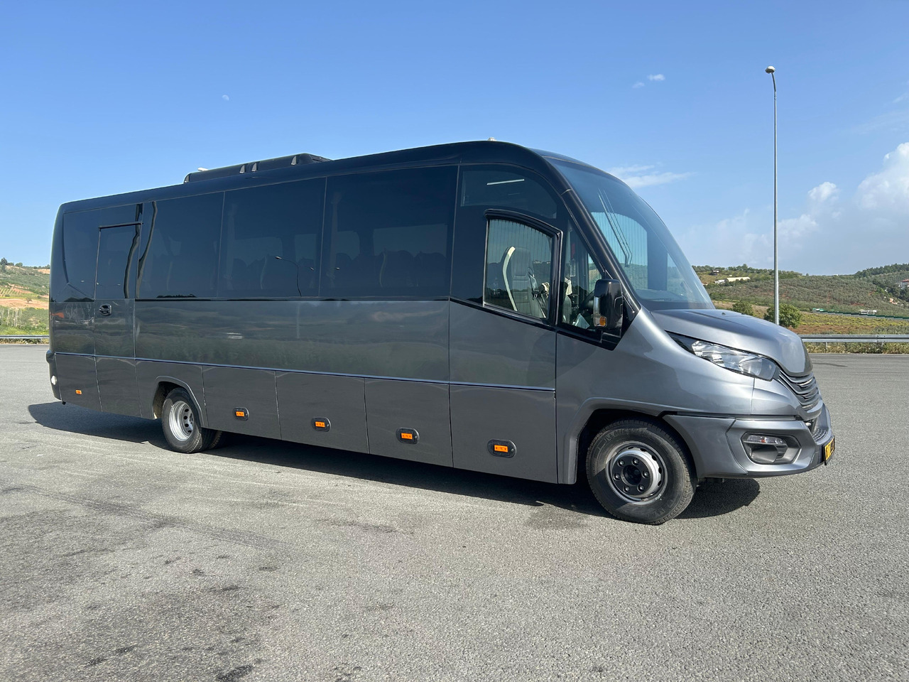 IVECO DAILY - RIGHT HAND DRIVE TOURISTIC VEHICLE - Autocar: foto 3 IVECO DAILY - RIGHT HAND DRIVE TOURISTIC VEHICLE - Autocar: foto 3