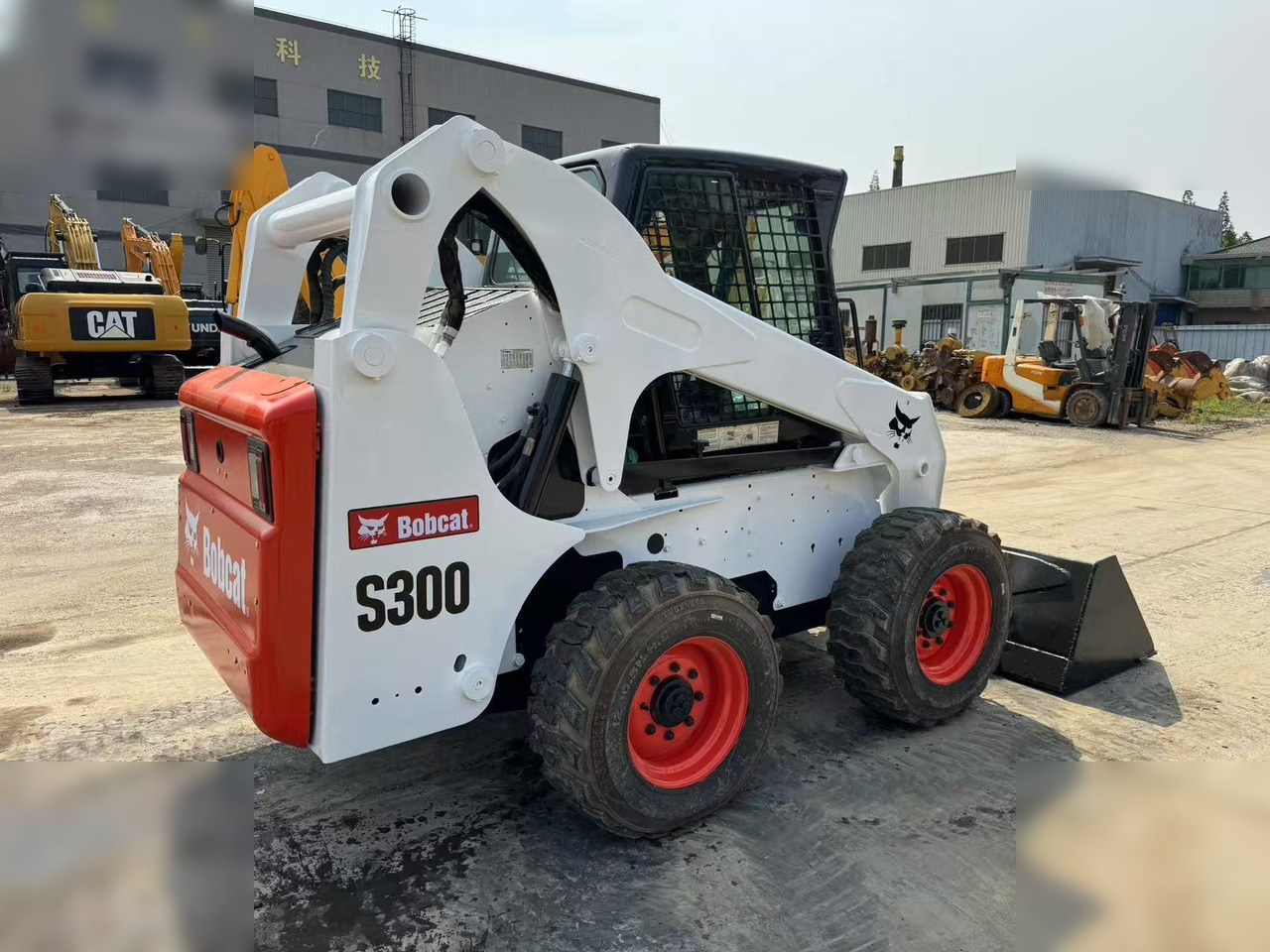 BOBCAT S300 - Minicargadora: foto 3 BOBCAT S300 - Minicargadora: foto 3
