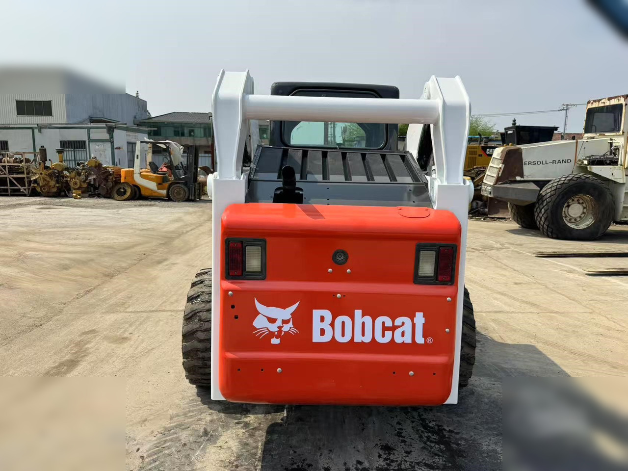 BOBCAT S300 - Minicargadora: foto 5 BOBCAT S300 - Minicargadora: foto 5
