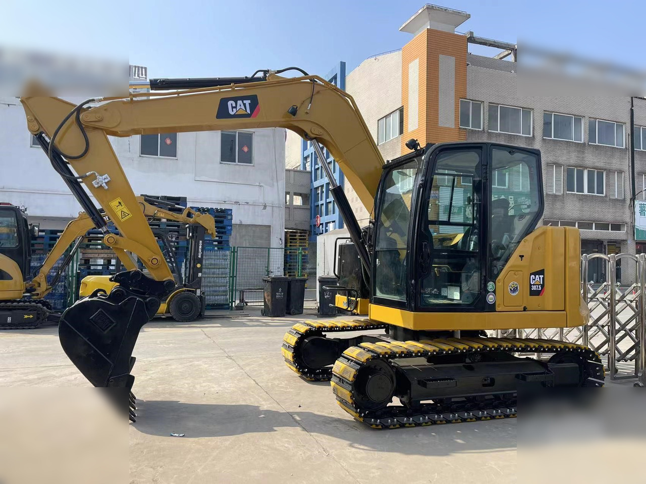 CATERPILLAR 307.5 - Excavadora de cadenas: foto 3 CATERPILLAR 307.5 - Excavadora de cadenas: foto 3