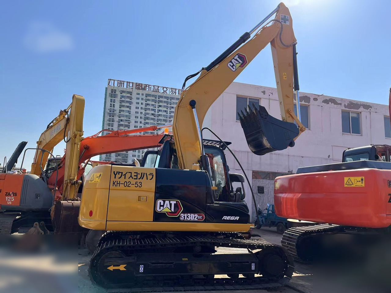 CATERPILLAR 313D2 GC - Excavadora de cadenas: foto 1 CATERPILLAR 313D2 GC - Excavadora de cadenas: foto 1