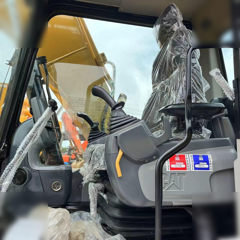 Excavadora de cadenas CATERPILLAR 313D2 GC: foto 10 Excavadora de cadenas CATERPILLAR 313D2 GC: foto 10