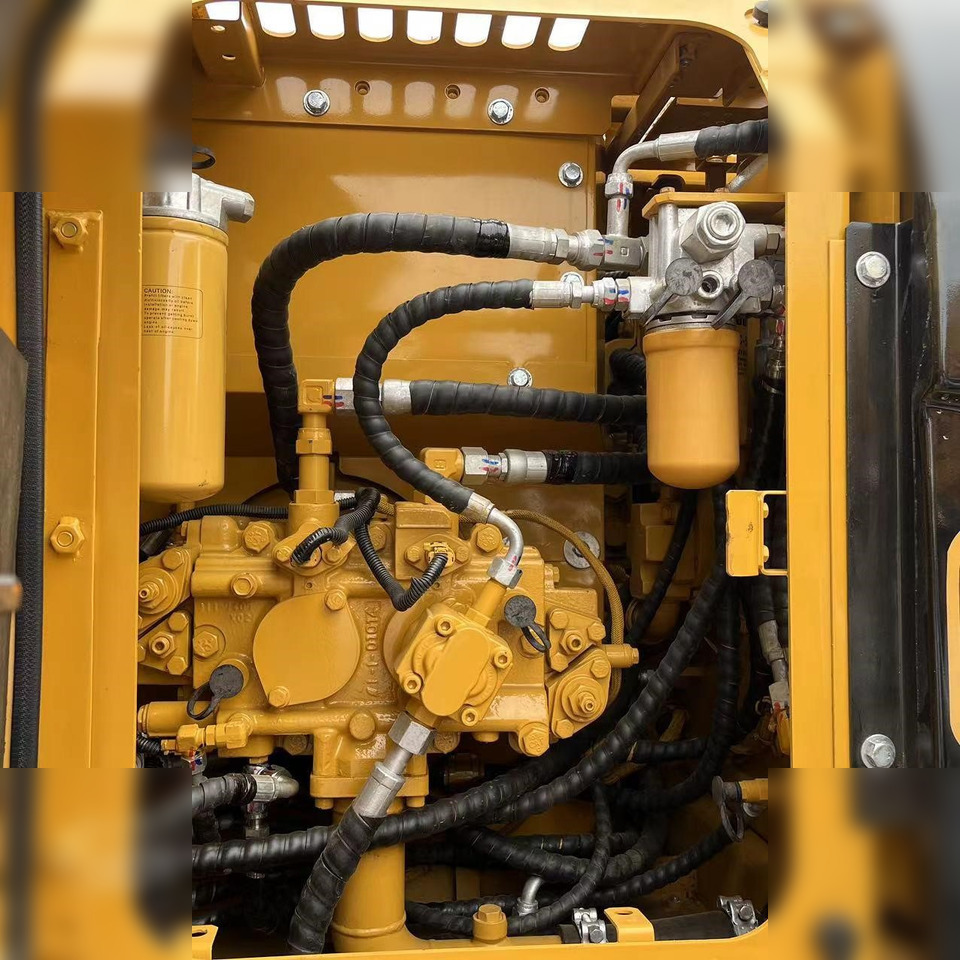 Excavadora de cadenas CATERPILLAR 313D2 GC: foto 9 Excavadora de cadenas CATERPILLAR 313D2 GC: foto 9