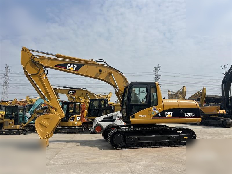 CATERPILLAR 320C - Excavadora de cadenas: foto 2 CATERPILLAR 320C - Excavadora de cadenas: foto 2