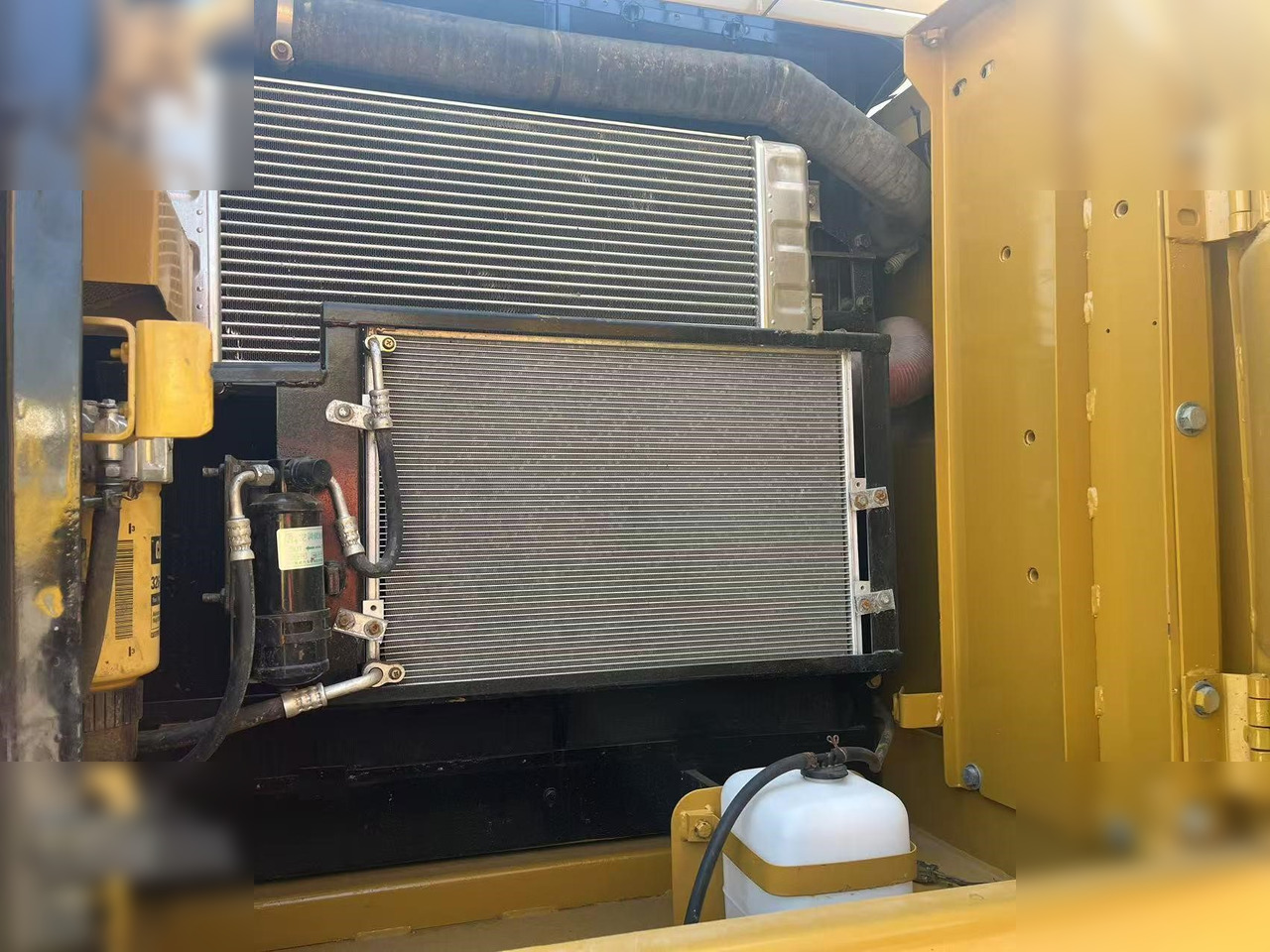CATERPILLAR 320D - Excavadora de cadenas: foto 5 CATERPILLAR 320D - Excavadora de cadenas: foto 5