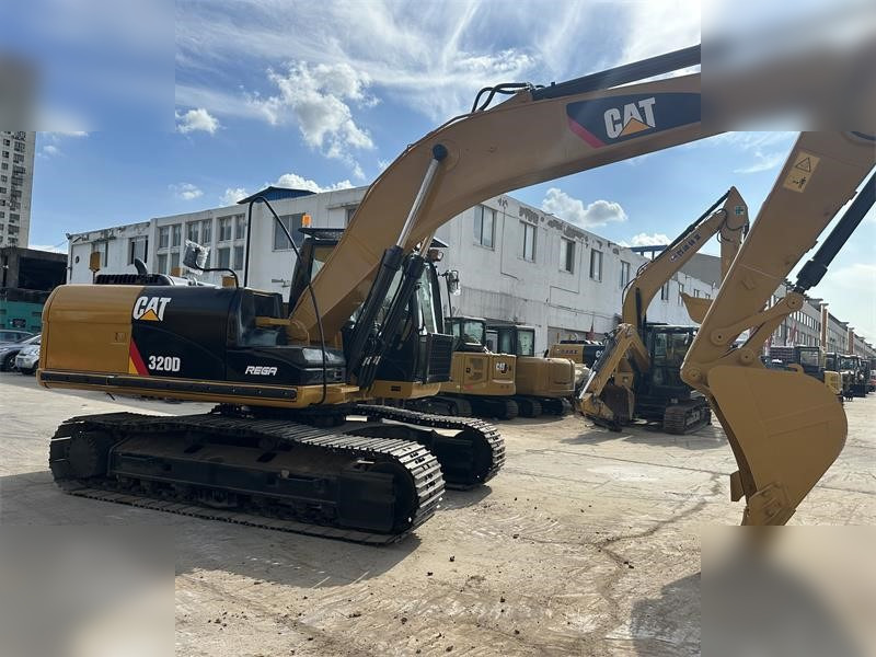 CATERPILLAR 320D - Excavadora de cadenas: foto 4 CATERPILLAR 320D - Excavadora de cadenas: foto 4