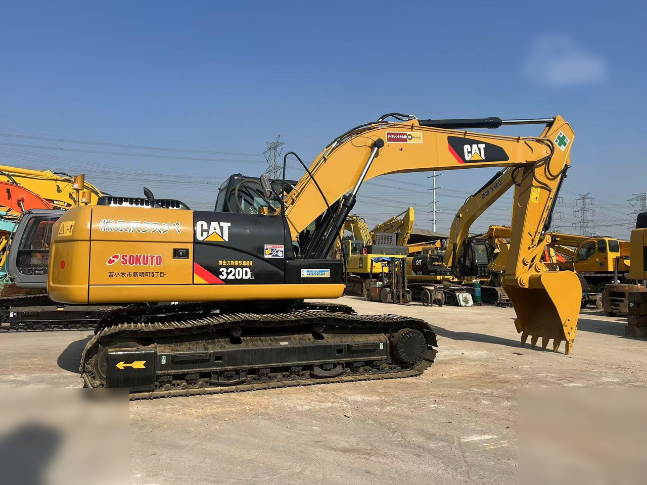 CATERPILLAR 320D - Excavadora de cadenas: foto 2 CATERPILLAR 320D - Excavadora de cadenas: foto 2