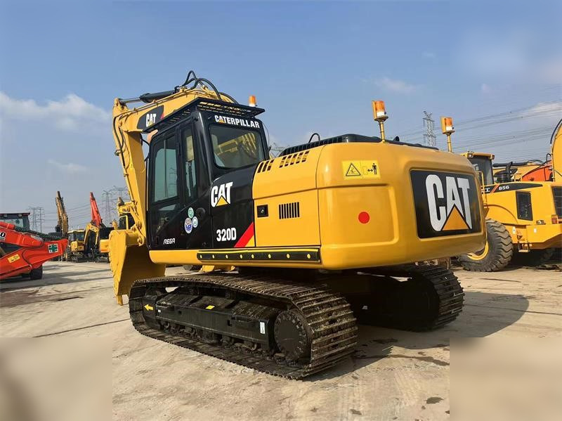CATERPILLAR 320D - Excavadora de cadenas: foto 4 CATERPILLAR 320D - Excavadora de cadenas: foto 4