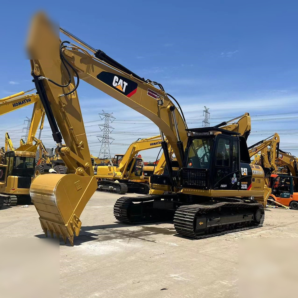 CATERPILLAR 323DL - Excavadora de cadenas: foto 1 CATERPILLAR 323DL - Excavadora de cadenas: foto 1