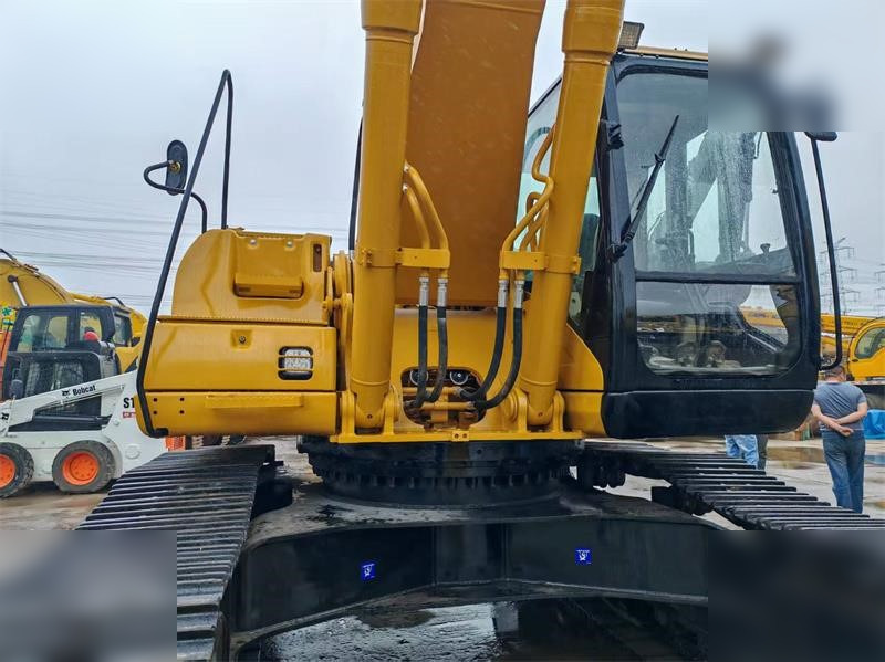CATERPILLAR 330CL - Excavadora de cadenas: foto 4 CATERPILLAR 330CL - Excavadora de cadenas: foto 4