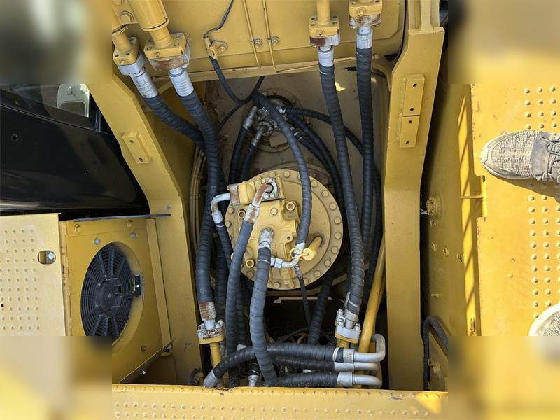 CATERPILLAR 330D - Excavadora de cadenas: foto 5 CATERPILLAR 330D - Excavadora de cadenas: foto 5