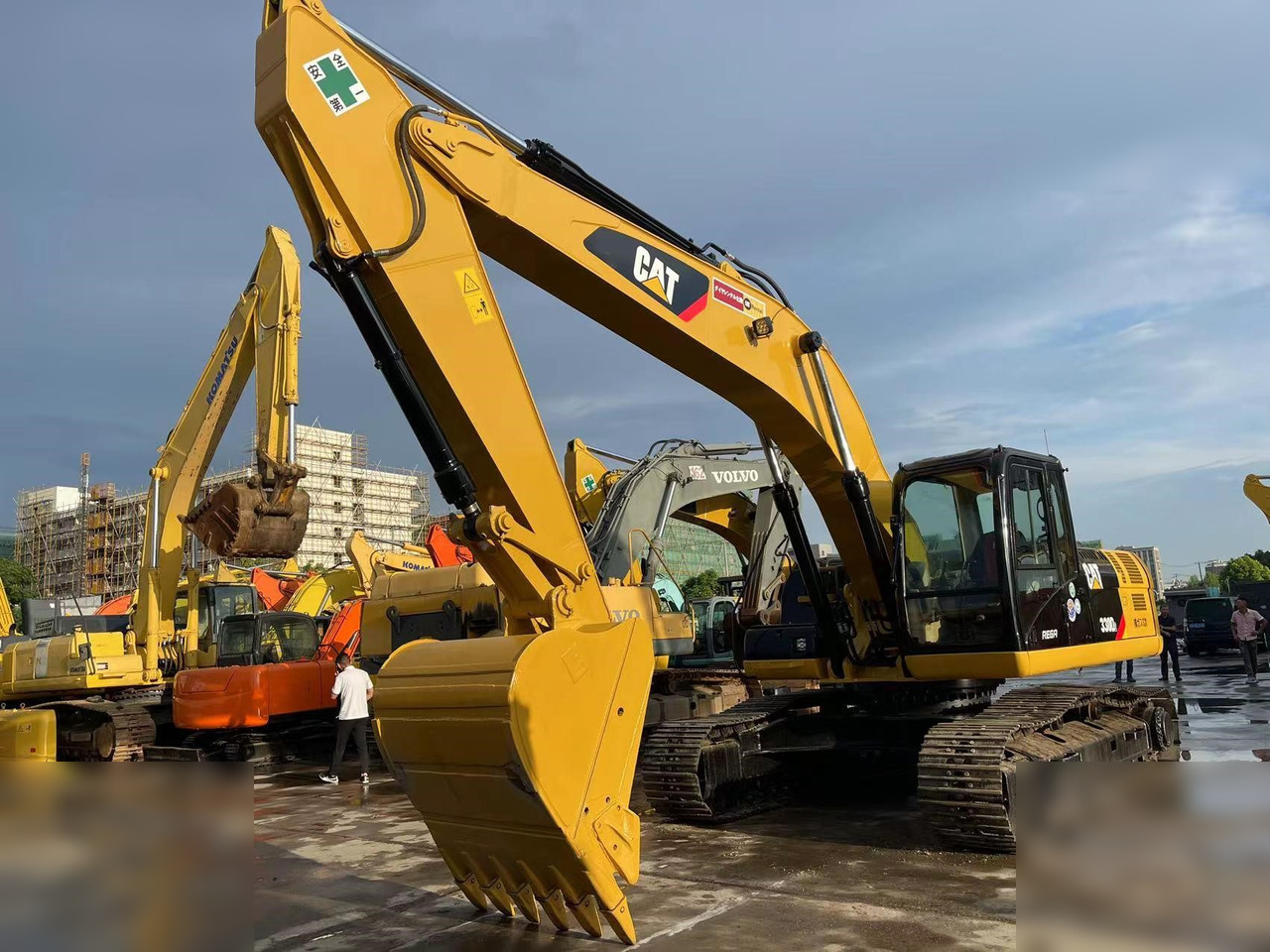 CATERPILLAR 330D - Excavadora de cadenas: foto 2 CATERPILLAR 330D - Excavadora de cadenas: foto 2