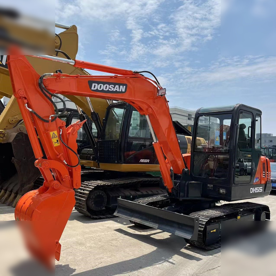 DOOSAN DH55-V - Miniexcavadora: foto 3 DOOSAN DH55-V - Miniexcavadora: foto 3