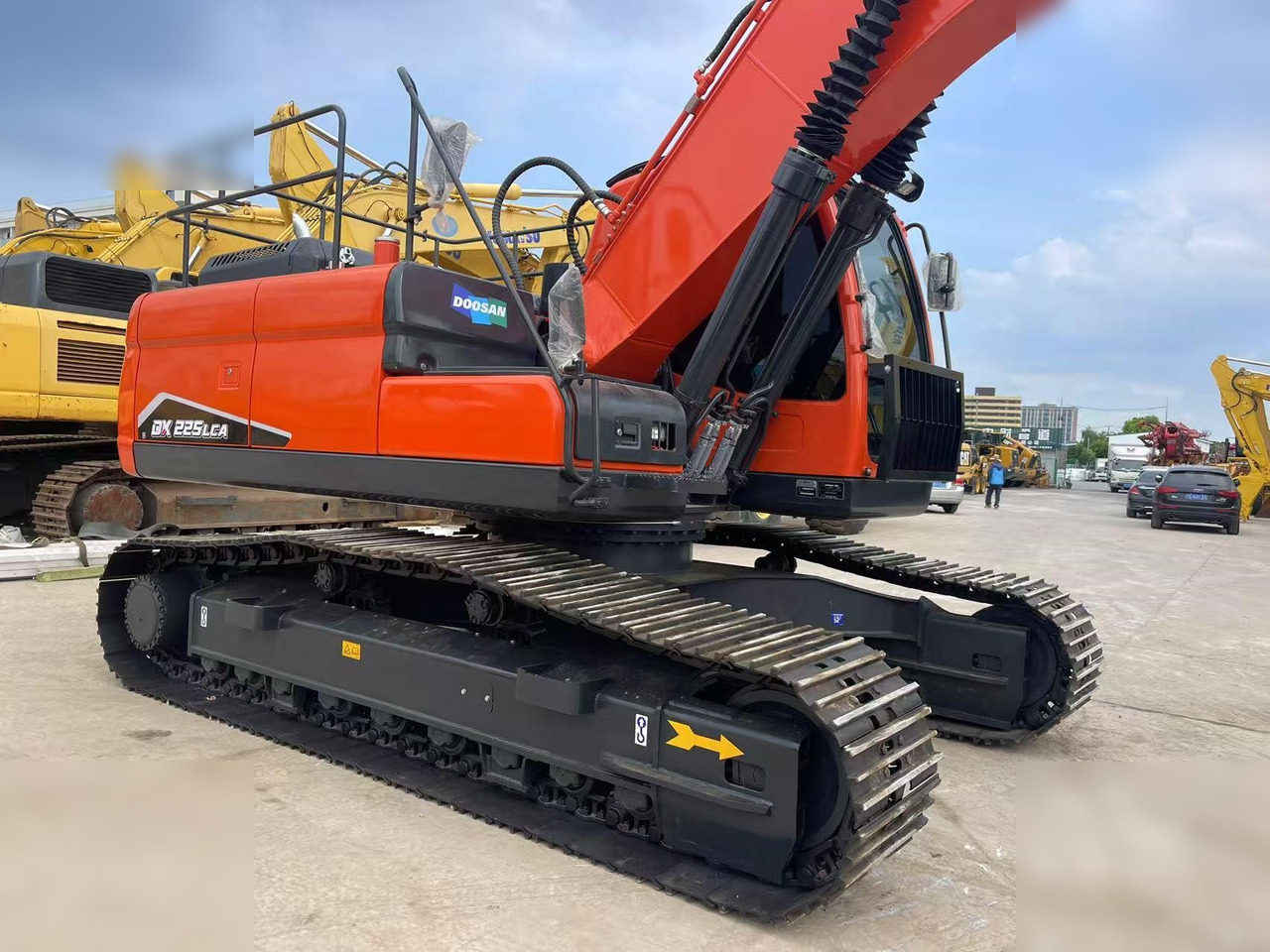 DOOSAN DX225 LC - Excavadora de cadenas: foto 4 DOOSAN DX225 LC - Excavadora de cadenas: foto 4