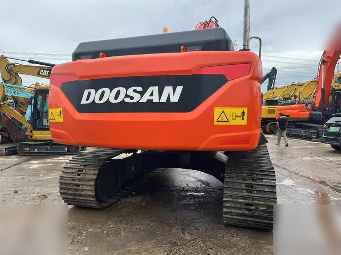 DOOSAN DX225 LCA - Excavadora de cadenas: foto 3 DOOSAN DX225 LCA - Excavadora de cadenas: foto 3