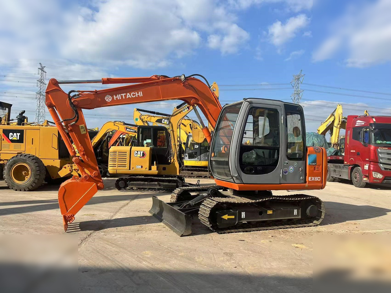 HITACHI EX60 - Excavadora de cadenas: foto 1 HITACHI EX60 - Excavadora de cadenas: foto 1