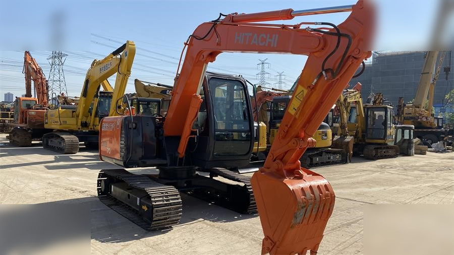 HITACHI ZX70 - Excavadora de cadenas: foto 5 HITACHI ZX70 - Excavadora de cadenas: foto 5