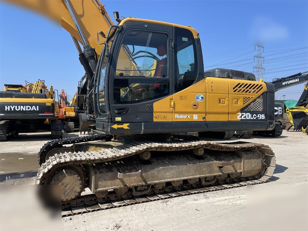 HYUNDAI ROBEX 220 LC-9S - Excavadora de cadenas: foto 5 HYUNDAI ROBEX 220 LC-9S - Excavadora de cadenas: foto 5