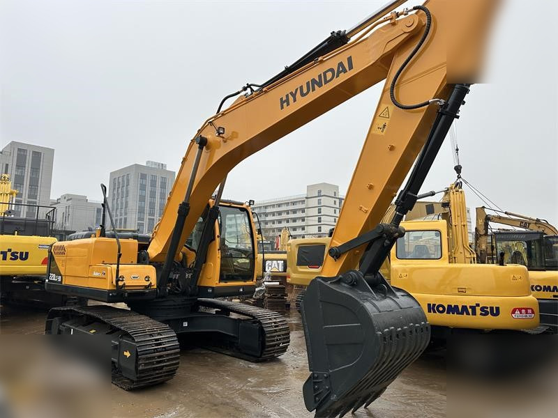 HYUNDAI ROBEX 220 LC-9S - Excavadora de cadenas: foto 4 HYUNDAI ROBEX 220 LC-9S - Excavadora de cadenas: foto 4