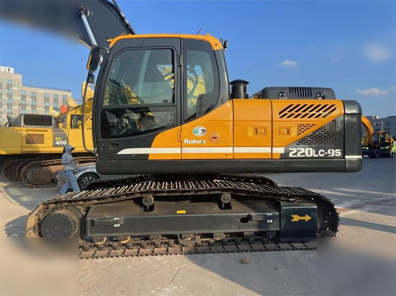 HYUNDAI ROBEX 220 LC-9S - Excavadora de cadenas: foto 5 HYUNDAI ROBEX 220 LC-9S - Excavadora de cadenas: foto 5