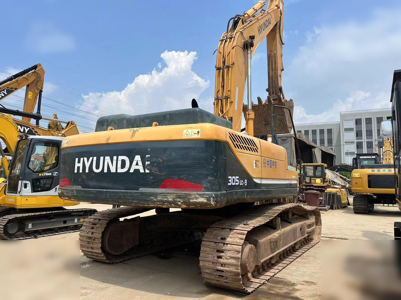 HYUNDAI ROBEX 305 LC-9T - Excavadora de cadenas: foto 3 HYUNDAI ROBEX 305 LC-9T - Excavadora de cadenas: foto 3