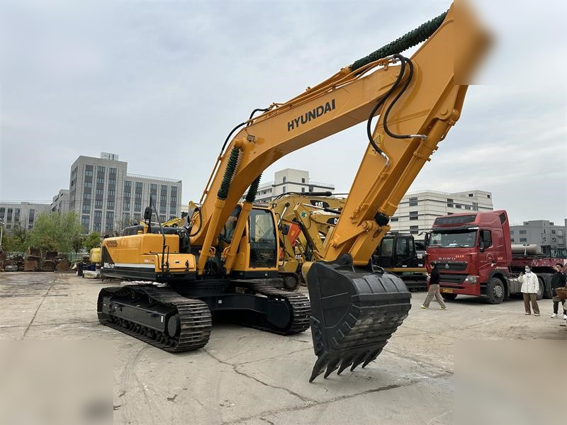 HYUNDAI ROBEX 305 LC-9T - Excavadora de cadenas: foto 2 HYUNDAI ROBEX 305 LC-9T - Excavadora de cadenas: foto 2