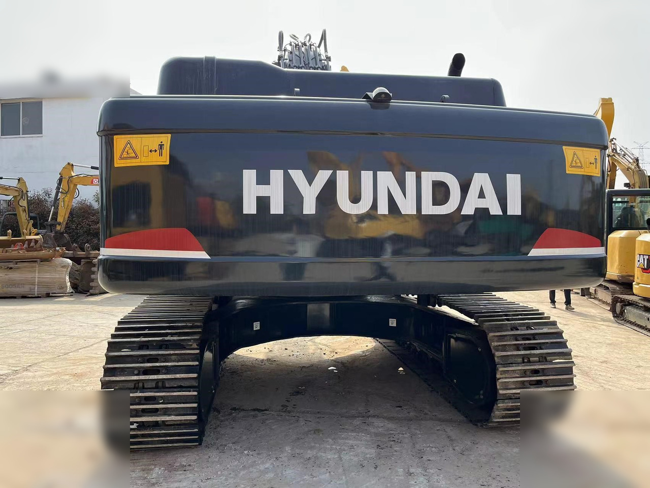 HYUNDAI ROBEX 330 LC-9S - Excavadora de cadenas: foto 4 HYUNDAI ROBEX 330 LC-9S - Excavadora de cadenas: foto 4