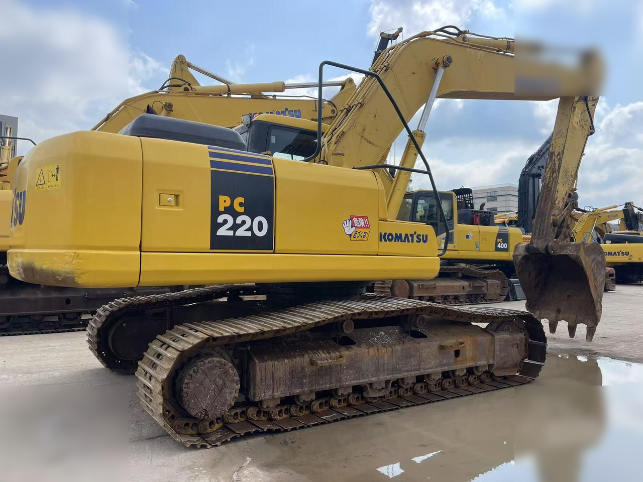 KOMATSU PC220-7 - Excavadora de cadenas: foto 4 KOMATSU PC220-7 - Excavadora de cadenas: foto 4