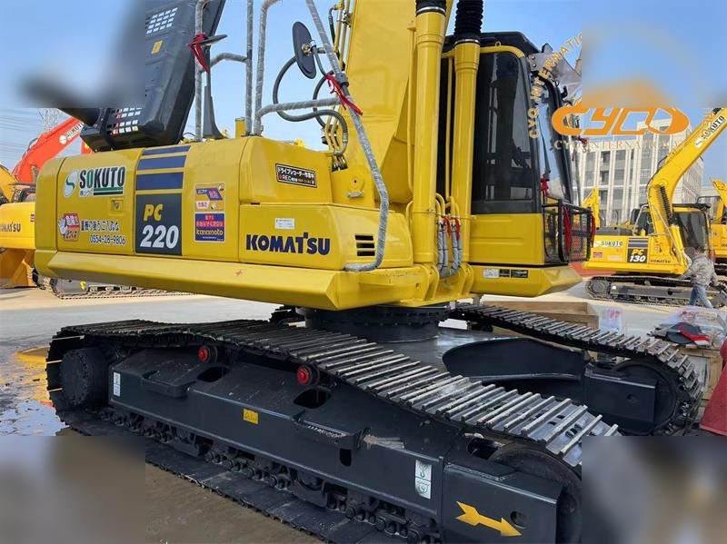 KOMATSU PC220-8 - Excavadora de cadenas: foto 5 KOMATSU PC220-8 - Excavadora de cadenas: foto 5