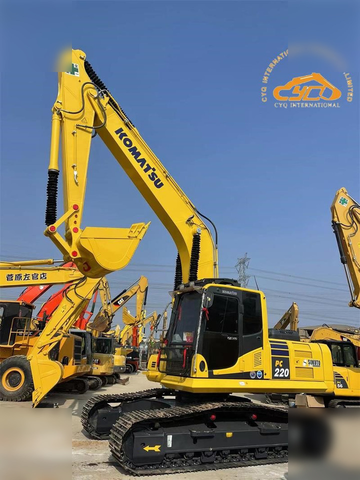 KOMATSU PC220-8 - Excavadora de cadenas: foto 4 KOMATSU PC220-8 - Excavadora de cadenas: foto 4
