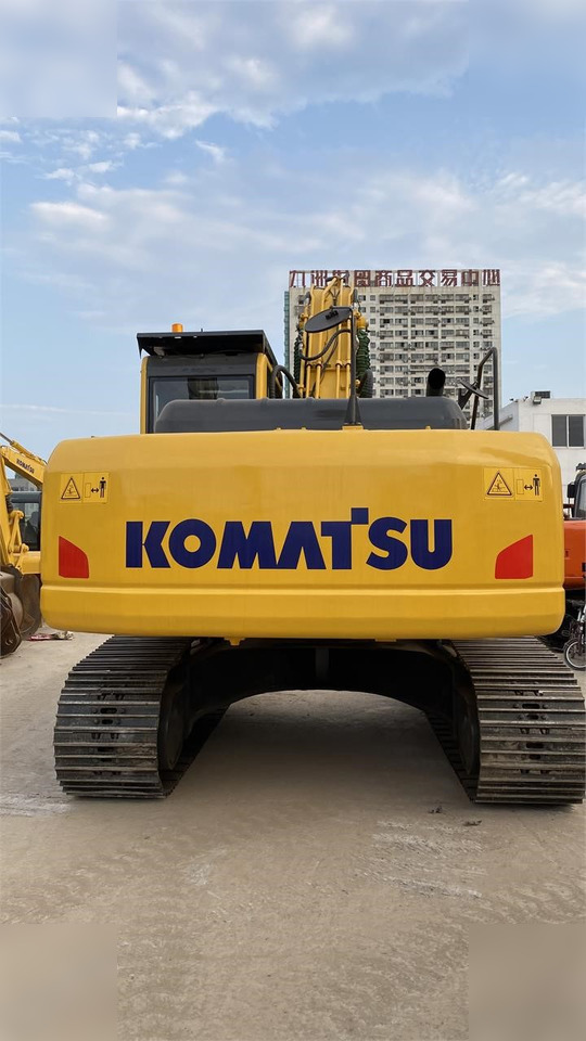 KOMATSU PC220-8 - Excavadora de cadenas: foto 4 KOMATSU PC220-8 - Excavadora de cadenas: foto 4