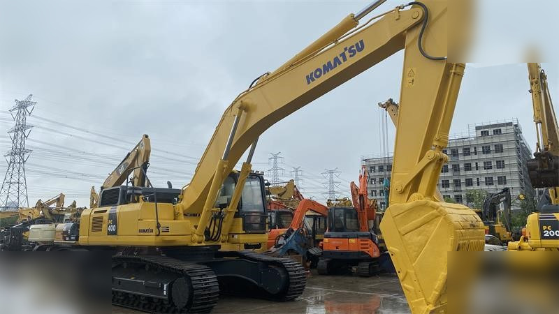 KOMATSU PC400-8 - Excavadora de cadenas: foto 2 KOMATSU PC400-8 - Excavadora de cadenas: foto 2