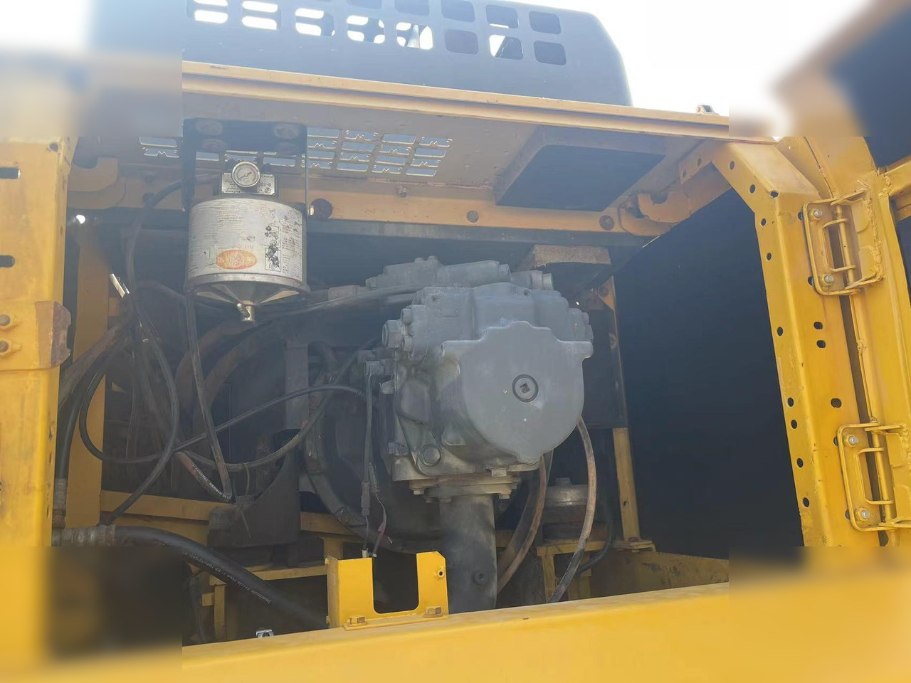 KOMATSU PC400-8R - Excavadora de cadenas: foto 5 KOMATSU PC400-8R - Excavadora de cadenas: foto 5