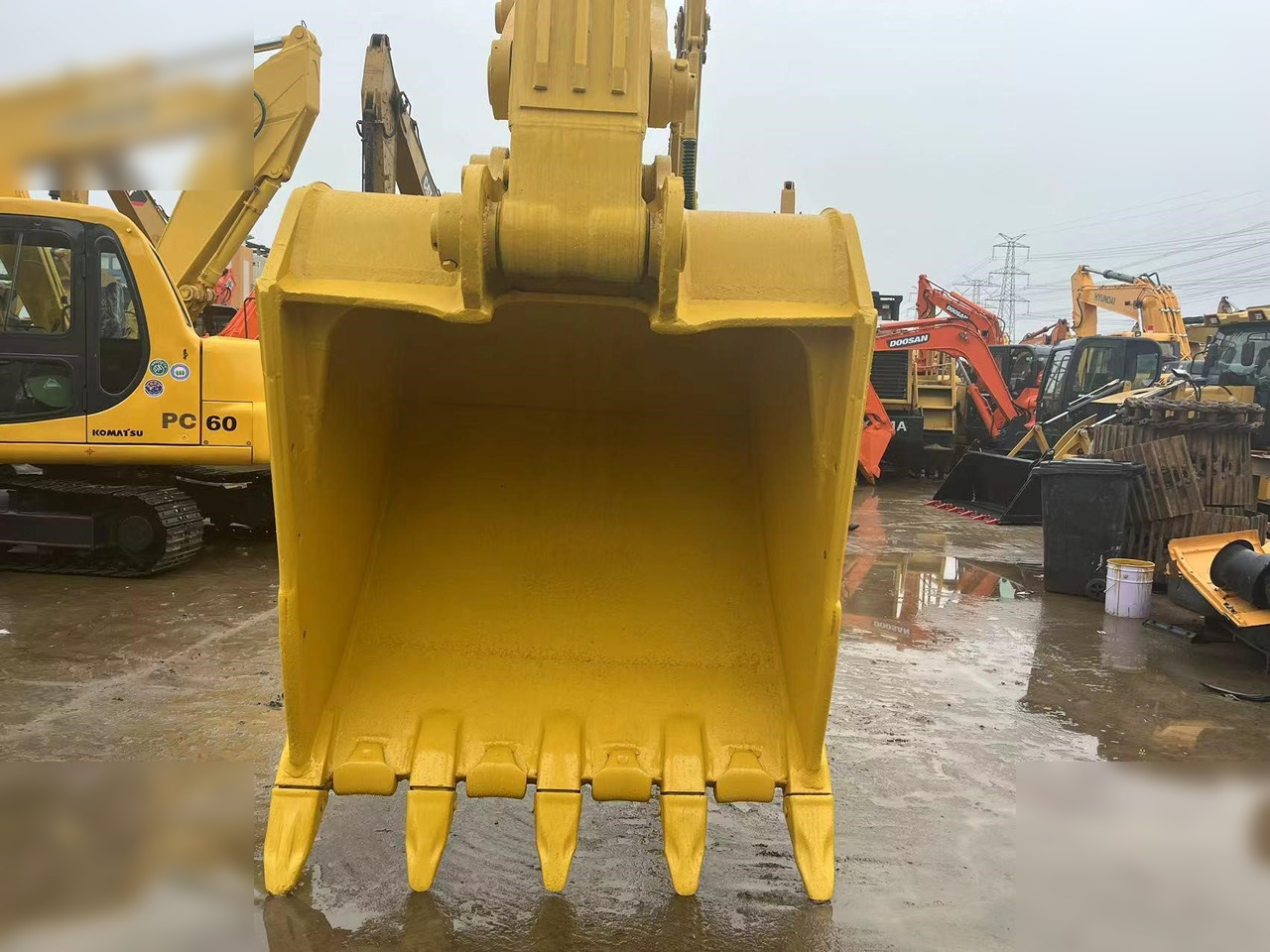 KOMATSU PC450 LC-8 - Excavadora de cadenas: foto 4 KOMATSU PC450 LC-8 - Excavadora de cadenas: foto 4