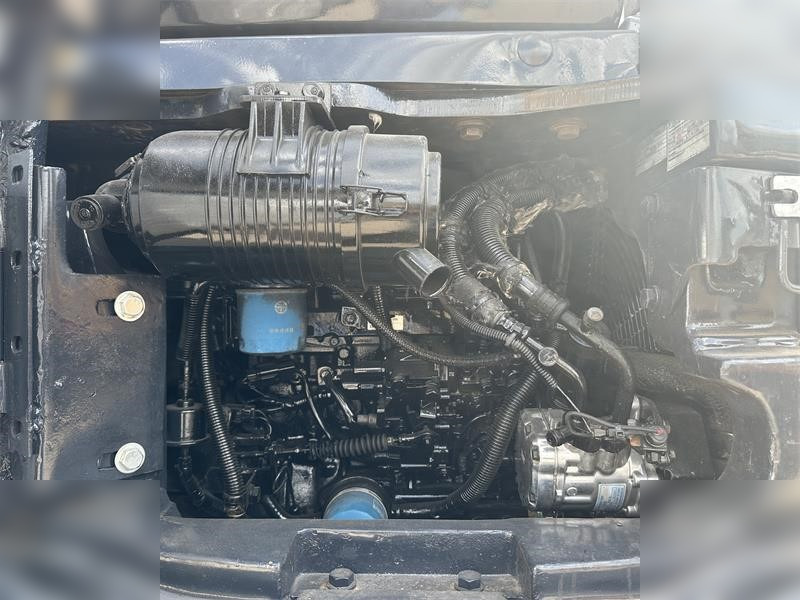 Miniexcavadora KOMATSU PC55MR-2: foto 6