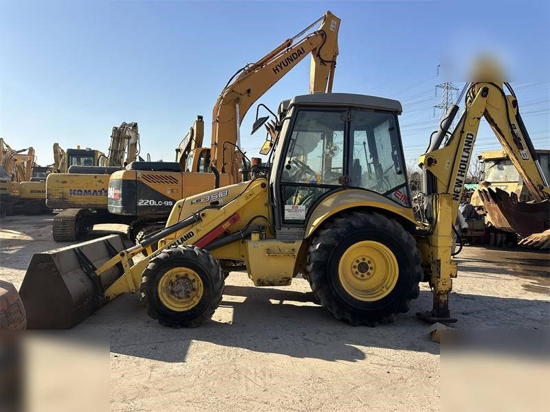 NEW HOLLAND LB95B-4PT - Retroexcavadora: foto 2 NEW HOLLAND LB95B-4PT - Retroexcavadora: foto 2