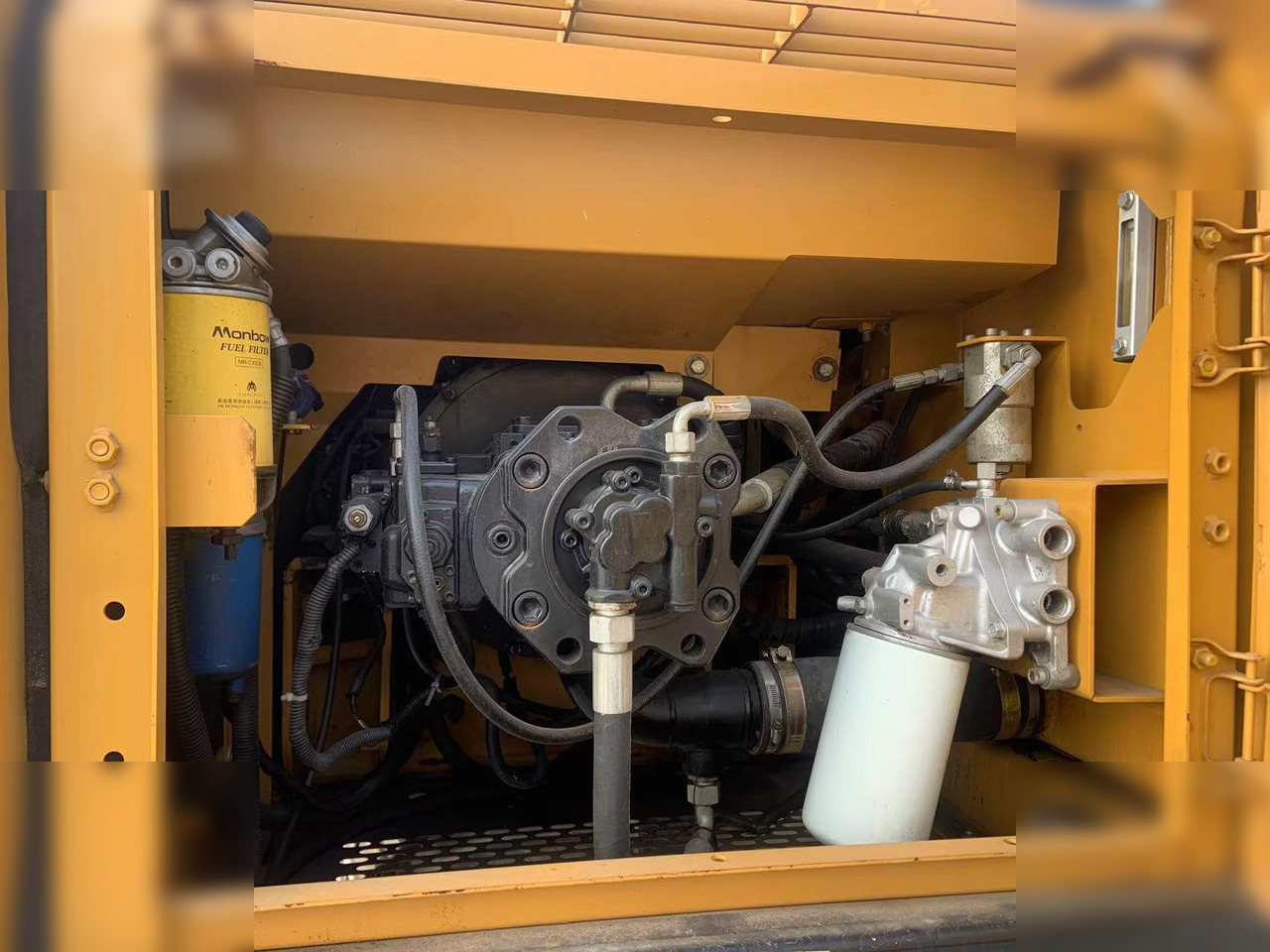 SANY SY215C-9 - Excavadora de cadenas: foto 4 SANY SY215C-9 - Excavadora de cadenas: foto 4