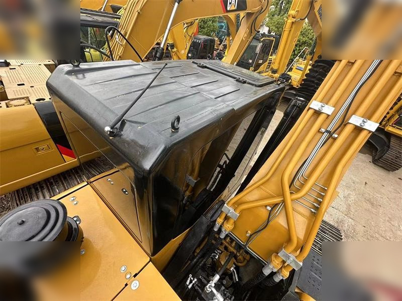 SANY SY235C - Excavadora de cadenas: foto 4 SANY SY235C - Excavadora de cadenas: foto 4