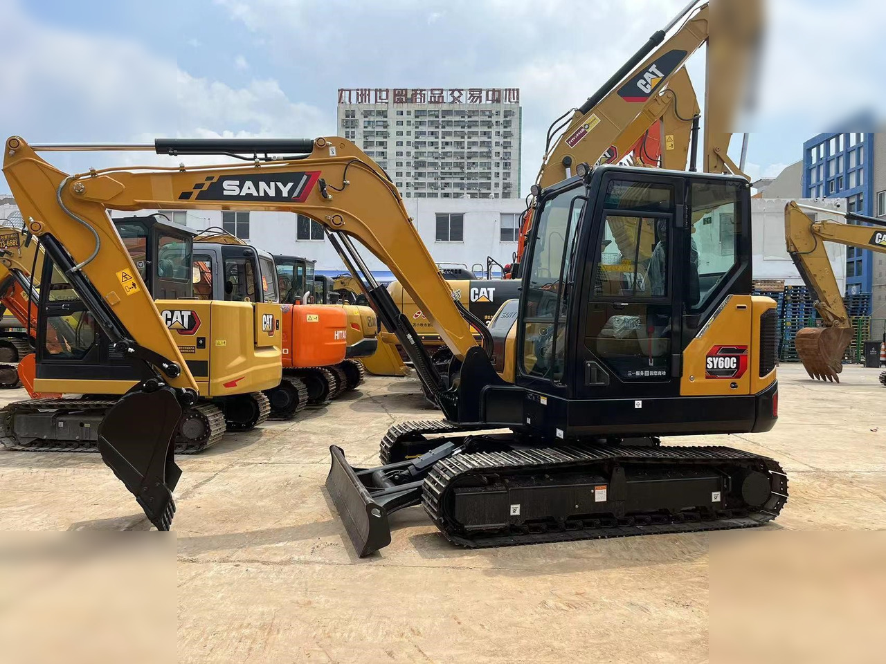 SANY SY60C - Excavadora de cadenas: foto 1 SANY SY60C - Excavadora de cadenas: foto 1