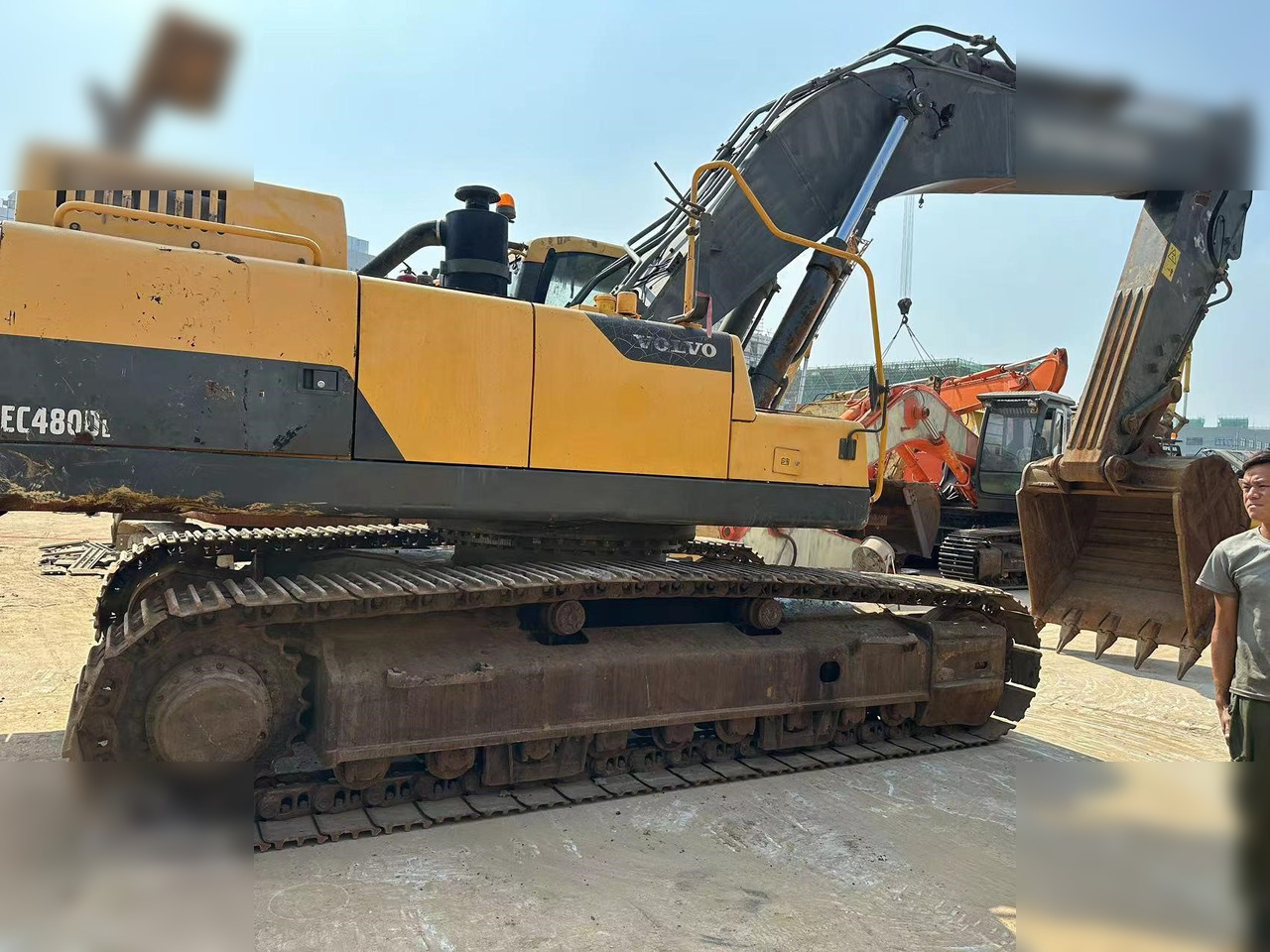 VOLVO EC140DL - Excavadora de cadenas: foto 1 VOLVO EC140DL - Excavadora de cadenas: foto 1