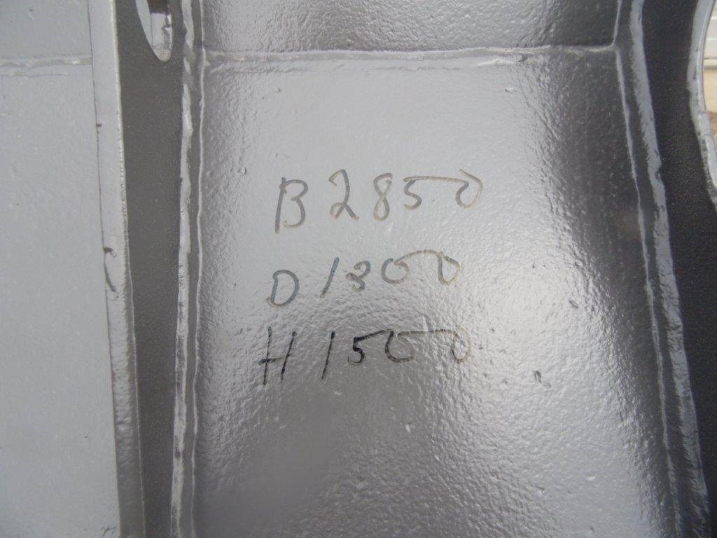 Skopa högtippande stora BM Kraftig modell med nytt - Cazo para Maquinaria de construcción: foto 3 Skopa högtippande stora BM Kraftig modell med nytt - Cazo para Maquinaria de construcción: foto 3