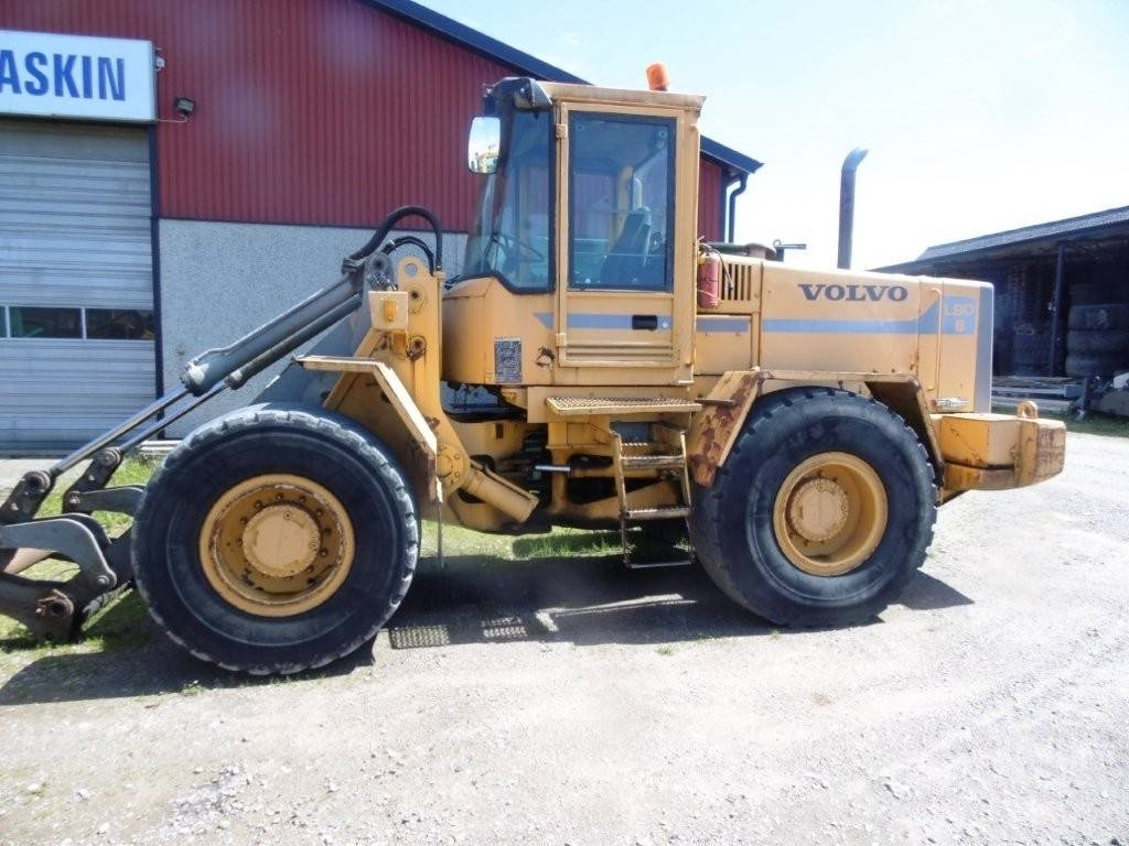 Volvo L90B - Cargadora de ruedas: foto 1 Volvo L90B - Cargadora de ruedas: foto 1
