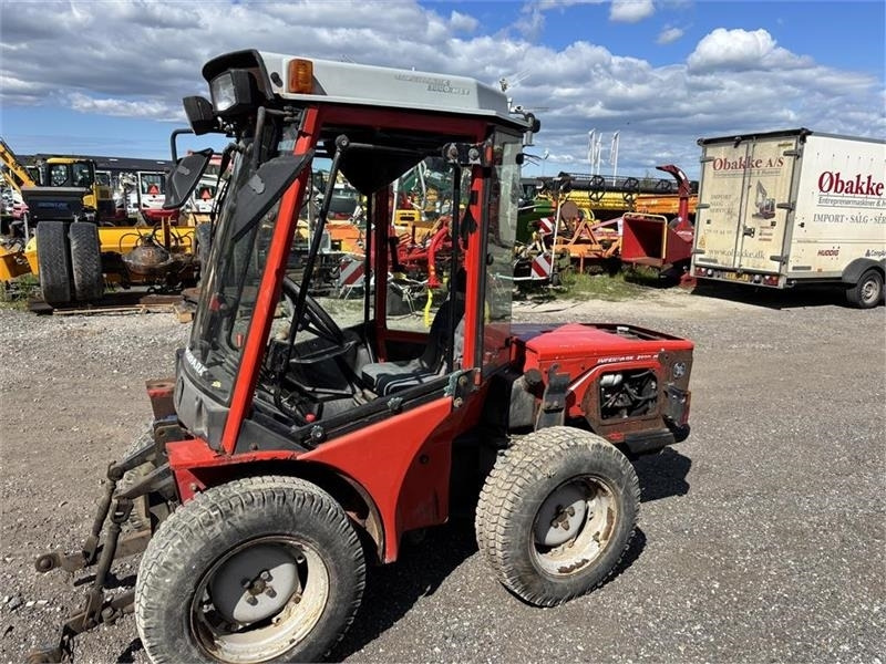 Carraro 3800 HST Superpark - Tractor municipal: foto 1 Carraro 3800 HST Superpark - Tractor municipal: foto 1