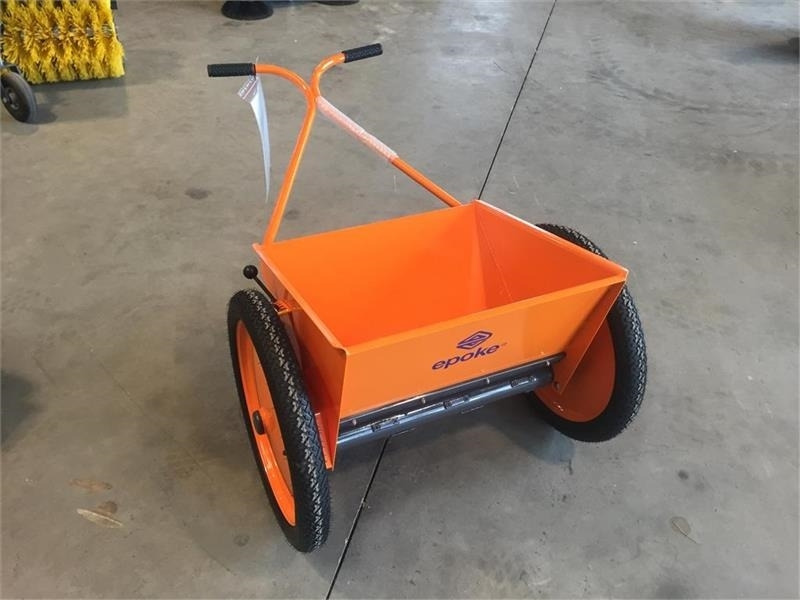 Epoke Epomini 5 - Esparcidor de sal para Vehículo municipal: foto 1 Epoke Epomini 5 - Esparcidor de sal para Vehículo municipal: foto 1