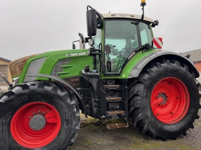 Fendt 828 Vario S4 Profi - Tractor: foto 1 Fendt 828 Vario S4 Profi - Tractor: foto 1