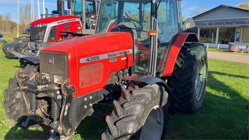 Massey Ferguson 4355 Power Shuttle 24-24 - Tractor: foto 1 Massey Ferguson 4355 Power Shuttle 24-24 - Tractor: foto 1