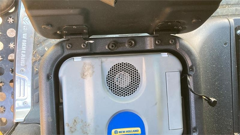 New Holland CX 8.70 SLH - Cosechadora de granos: foto 5 New Holland CX 8.70 SLH - Cosechadora de granos: foto 5