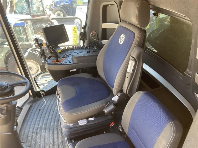 New Holland CX 8.70 SLH - Cosechadora de granos: foto 4 New Holland CX 8.70 SLH - Cosechadora de granos: foto 4