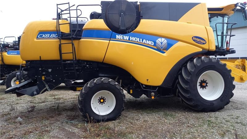New Holland CX8.80 SLH med 25 fods Varifeed - Cosechadora de granos: foto 3 New Holland CX8.80 SLH med 25 fods Varifeed - Cosechadora de granos: foto 3